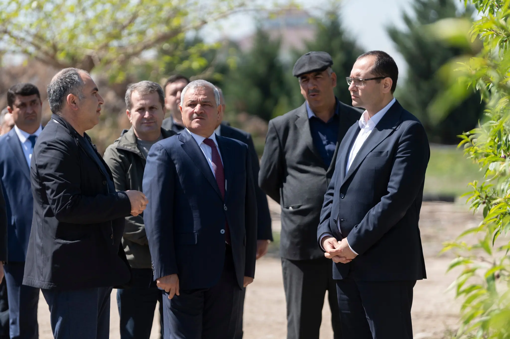Nazir Məcnun Məmmədov Tərtər və Bərdədə intensiv bağçılıq və heyvandarlıq təsərrüfatlarının fəaliyyəti ilə tanış olub