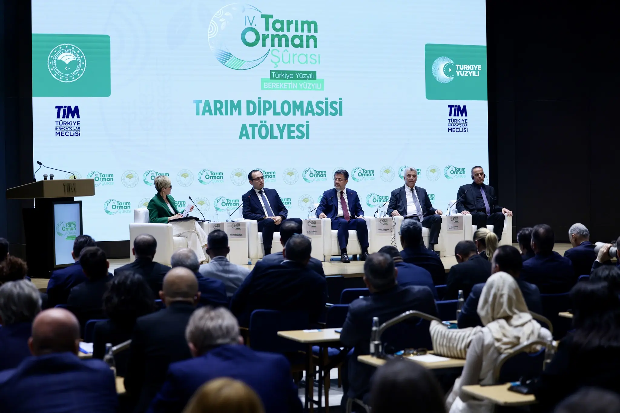 Nazir Məcnun Məmmədov Türkiyədə keçirilən “Kənd Təsərrüfatı Diplomatiyası Seminarı”nda iştirak edib