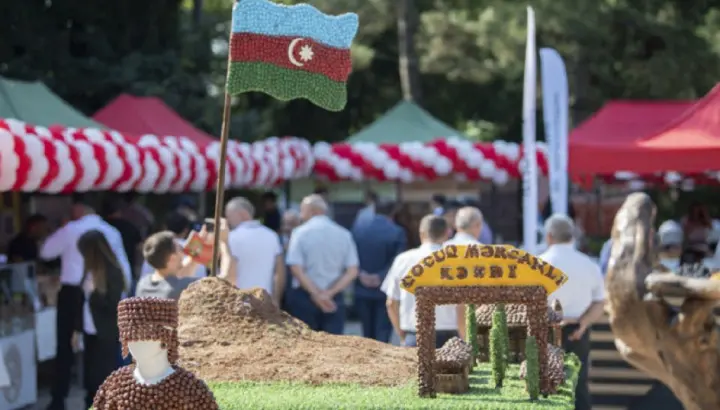 Zaqatalada fındıq və fındıq məhsullarının sərgi-satış yarmarkası keçirilib