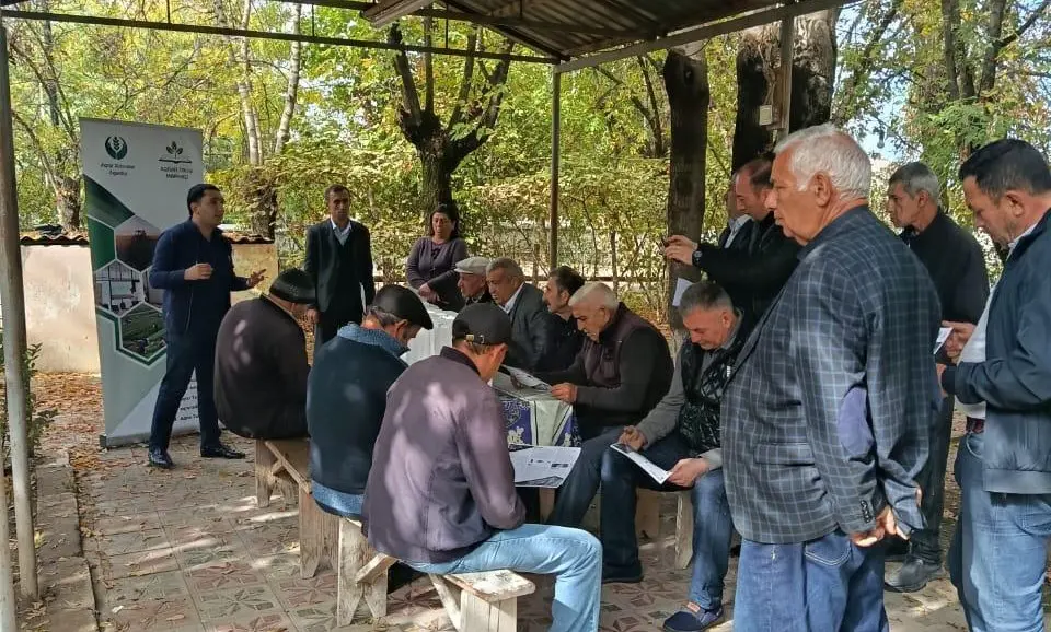 “Qəhvəyi mərmər bağacığı ilə mübarizə tədbirləri” mövzusunda maarifləndirici görüşlər davam edir