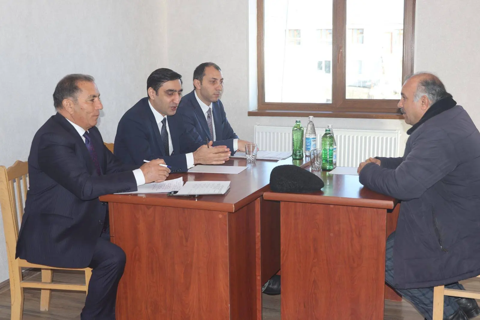 Aqrar Xidmətlər Agentliyinin sədri Sərdar Hacıyev Xocalıda vətəndaşları qəbul edib, təsərrüfatlara baş çəkib