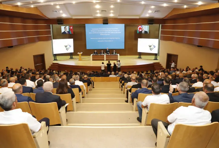 Ağdaşda aqrar sahədə yeni Dövlət Proqramının müzakirəsi ilə bağlı regional müşavirə keçirilib