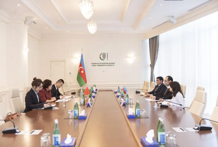 Nazir Məcnun Məmmədov Çinin Azərbaycandakı səfiri ilə görüşüb