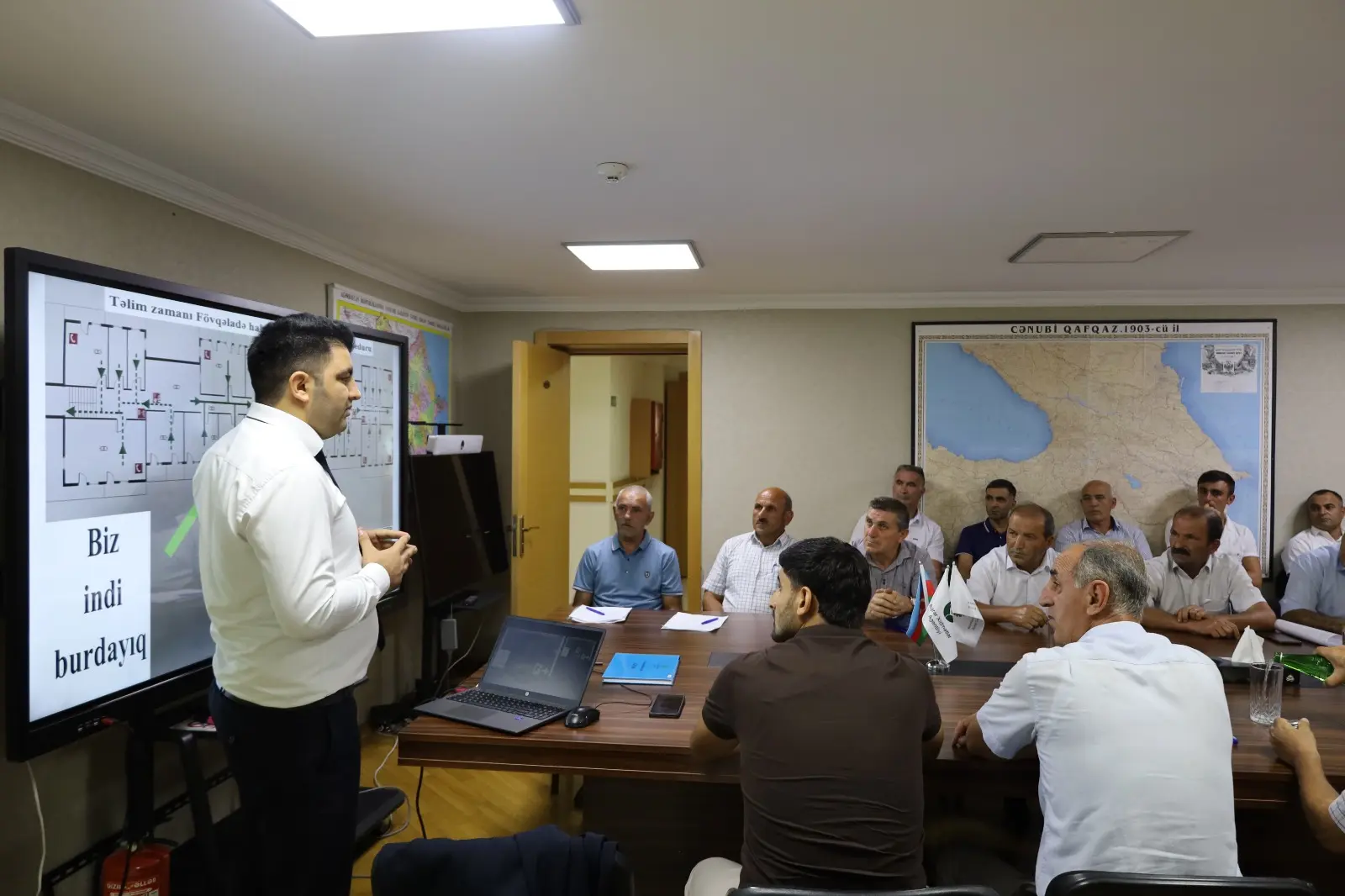 Baytar dezinfektorlar və xüsusi təyinatlı avtomobil sürücüləri üçün  SƏTƏM üzrə təlim keçirilib