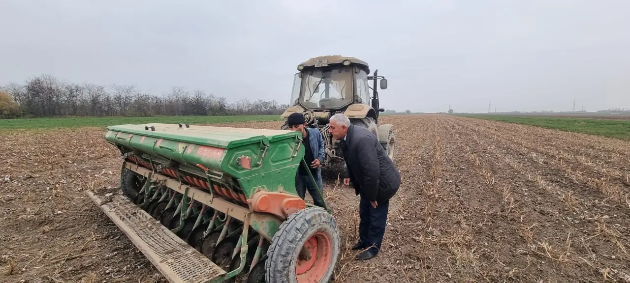 Bölgələrdə  kənd təsərrüfatı texnikaları üzrə monitorinqlər davam edir
