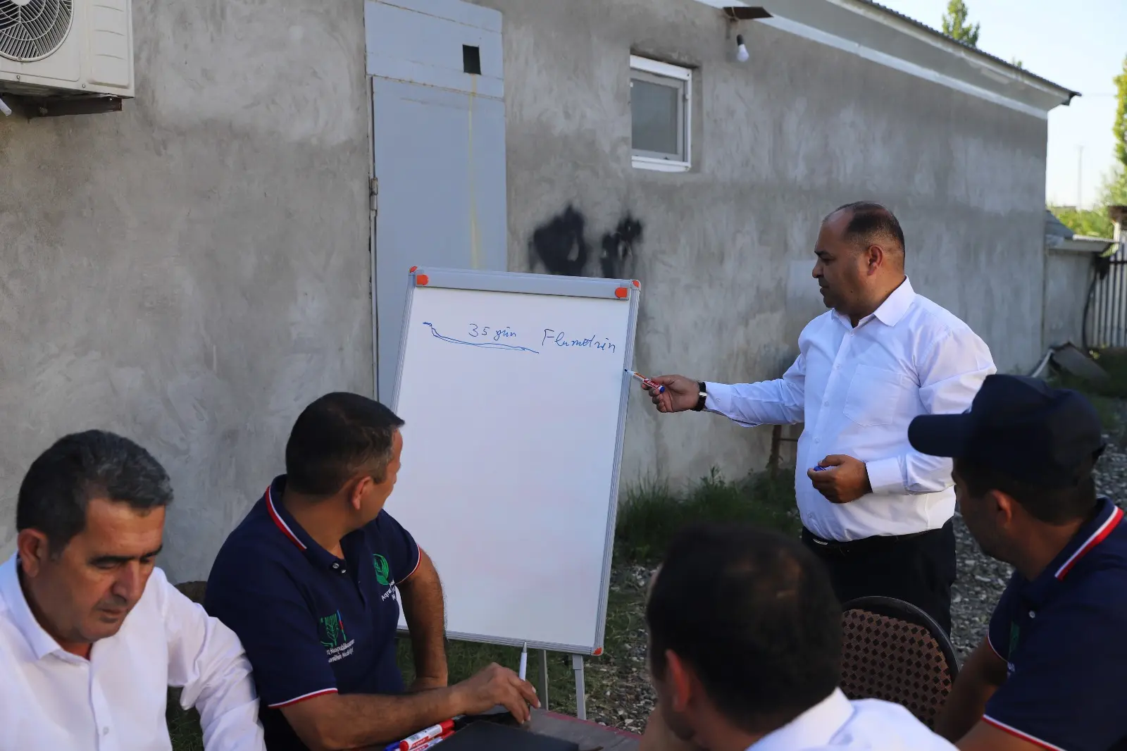Zərdabda heyvandarlıq sahəsində fəaliyyət göstərən fermerlərlə görüş keçirilib